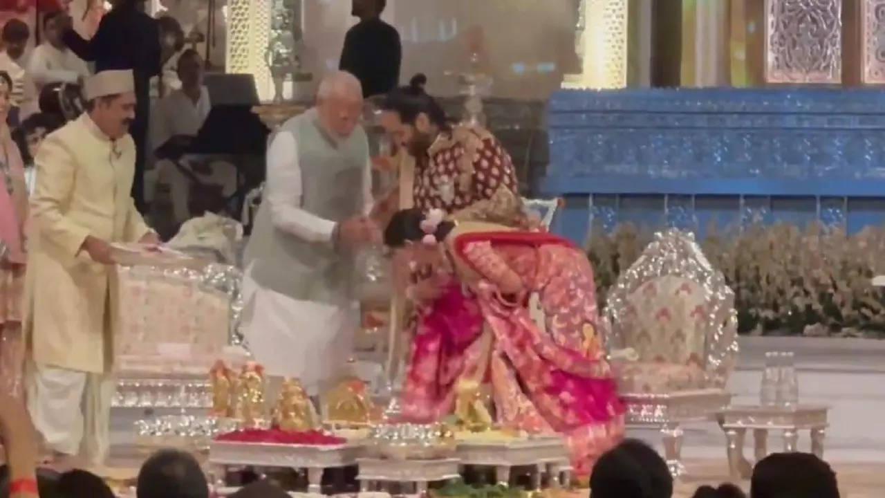 pm modi ambani marriage