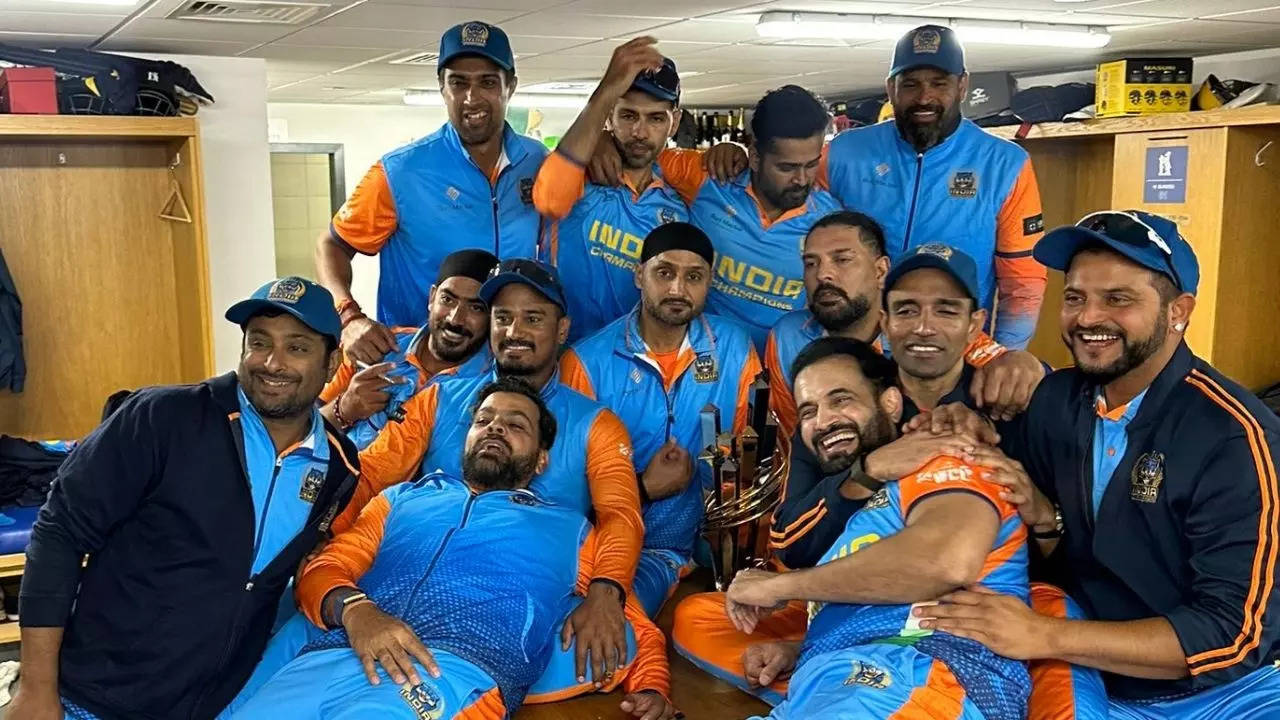 India Champions, Pakistan Champions, India Champions vs Pakistan Champions, IND-C vs PAK-C, India Champions final, India Champions defeating Pakistan, World Championship of Legends 2024, World Championship of Legends 2024 Final, WCL 2024 Final Updates, WCL 2024 Final News, Yuvraj Singh, Irfan Pathan, Yusuf Pathan, Cricket News Hindi, Cricket News in Hindi, Sports News in Hindi,