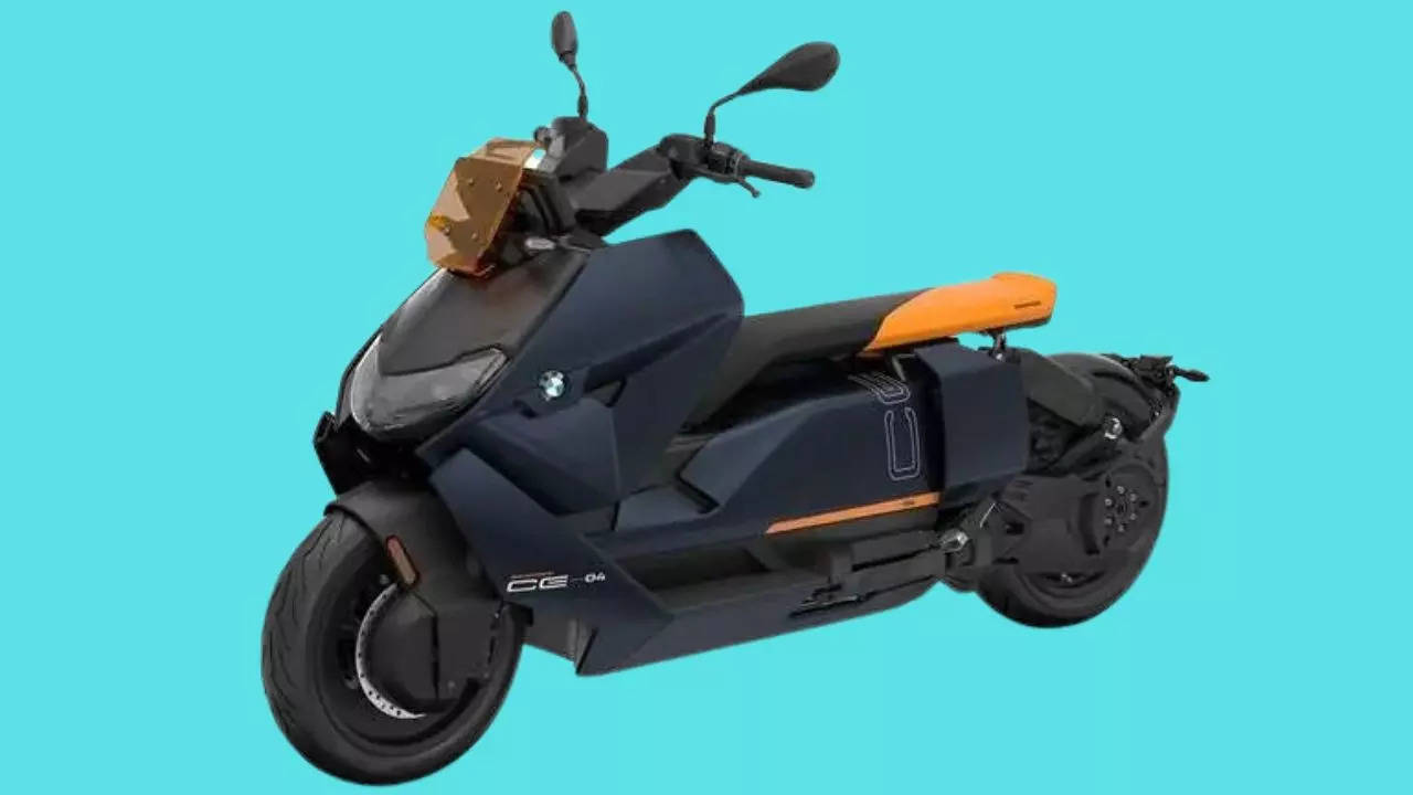 BMW CE04 Electric Scooter Launched