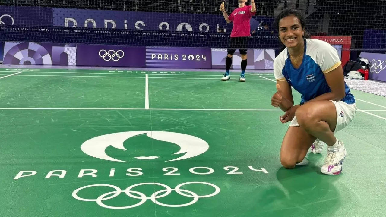 PV Sindhu, PV Sindhu hat trick, PV Sindhu medals in Olympics, PV Sindhu Most Medals, Paris Olympics 2024, Paris Olympics 2024 Updates, Paris Olympics 2024 News, Sports News in Hindi, Indian Badminton Players,