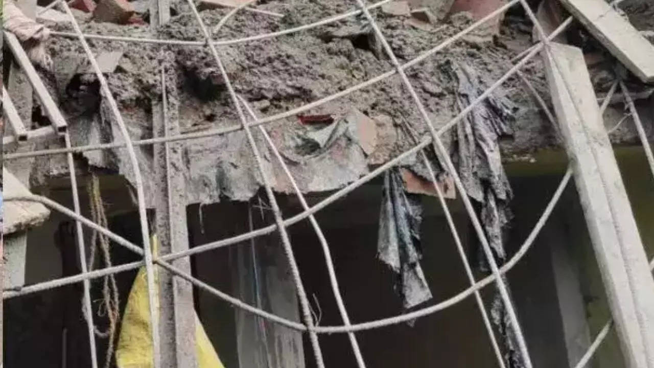 Dwarka Hospital Building Collapse