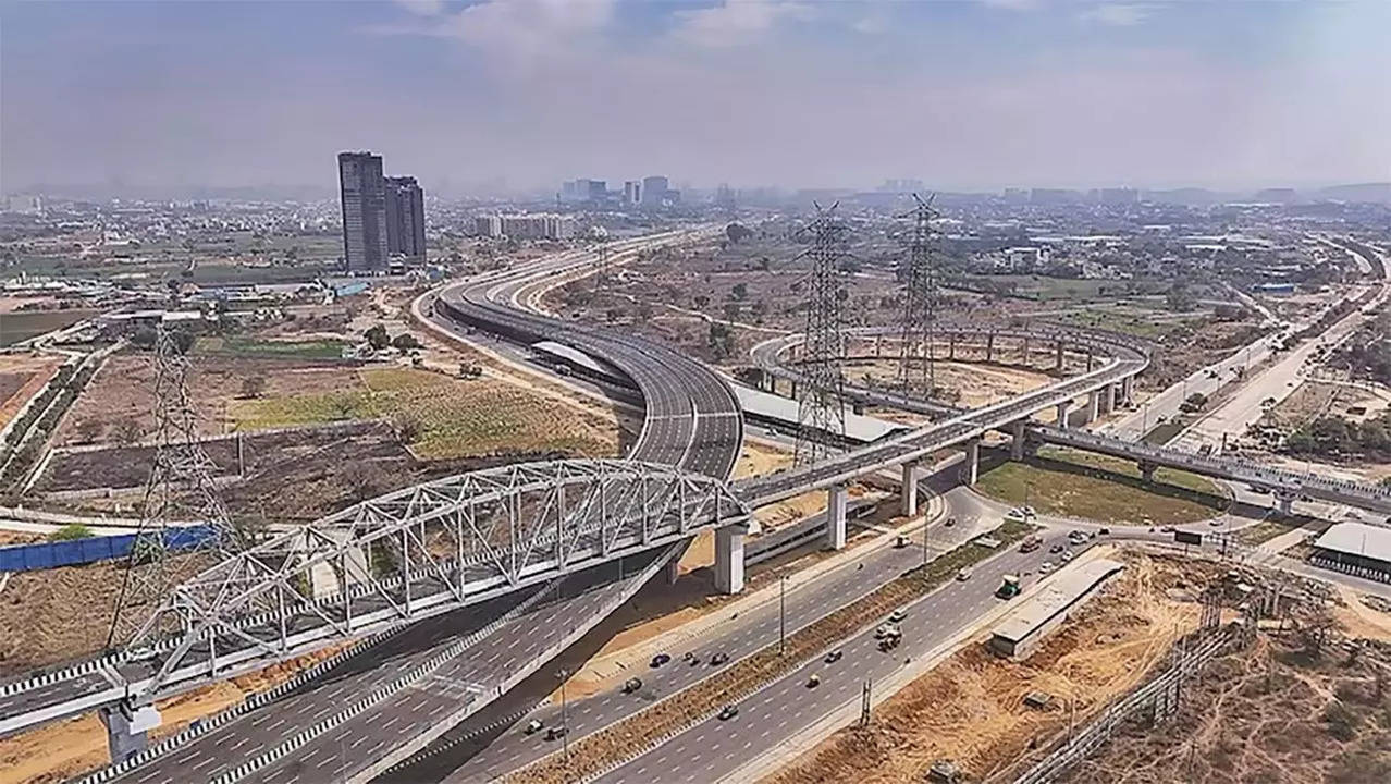 Dwarka Expressway.