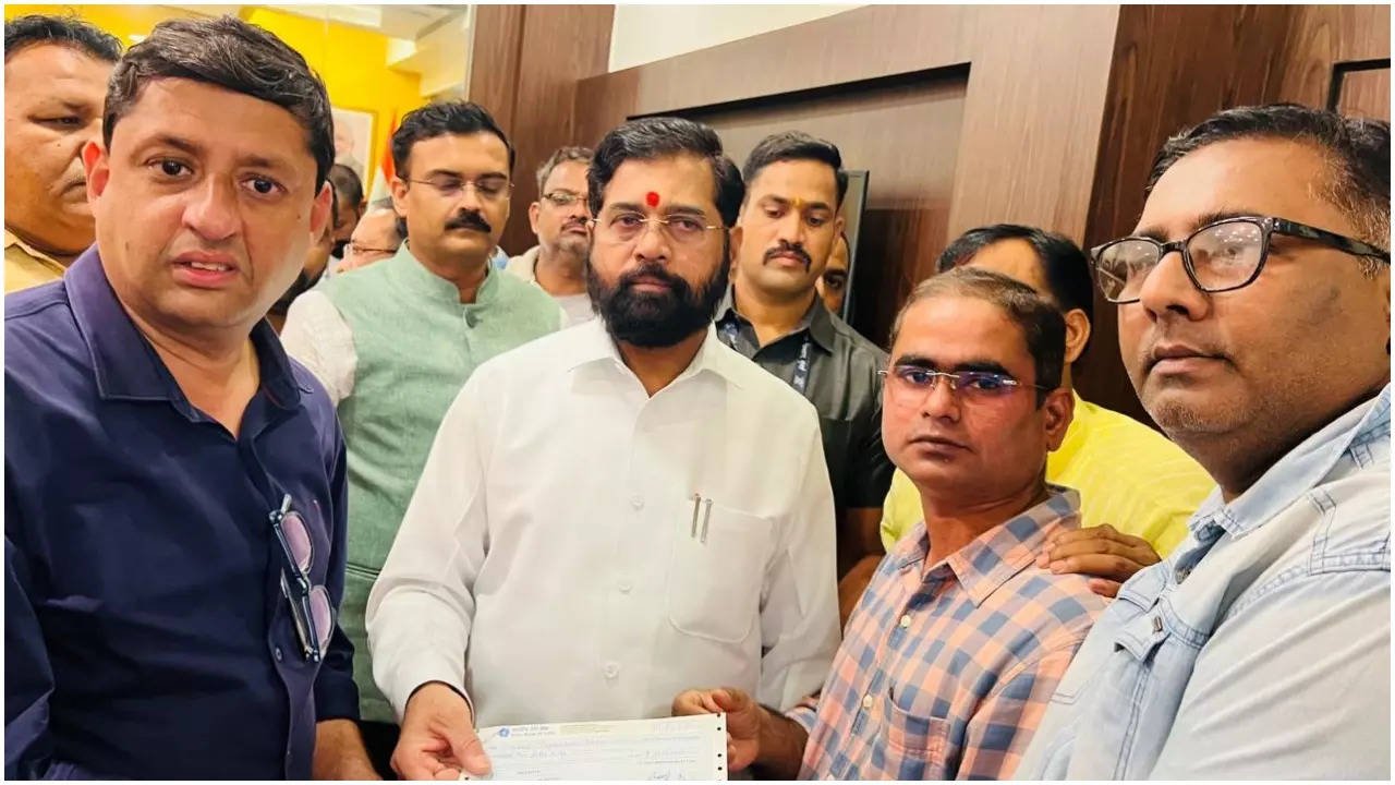 CM Eknath Shinde Provides 10 Lakh to Family of Times Now Journalist Harshal Bhadane