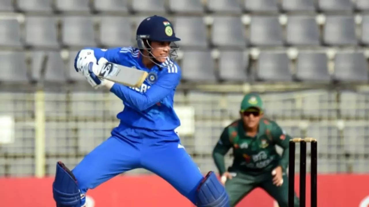 Smriti Mandhana, Smriti Mandhana Golden Duck, Smriti Mandhana Records, Smriti Mandhana News, Smriti Mandhana Duck, Southern Brave, Welsh Fire, Southern Brave vs Welsh Fire, Hundred Womens, Hundred Womens Results, Hundred Womens Records, Cricket News in Hindi, Cricket News Hindi, Sports News in Hindi,