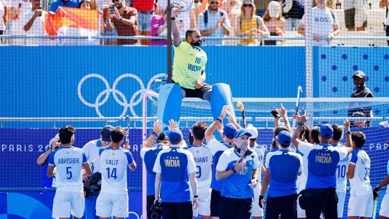 PR Sreejesh, PR Sreejesh Retirment, PR Sreejesh Retired, Goalkeeper PR Sreejesh, PR Sreejesh Records, PR Sreejesh News, PR Sreejesh winning bronze medal, Paris Olympics 2024, Paris Olympics, Olympics 2024, Paris Olympics 2024 Updates, Paris Olympics 2024 News, Paris Olympics, Olympics 2024,