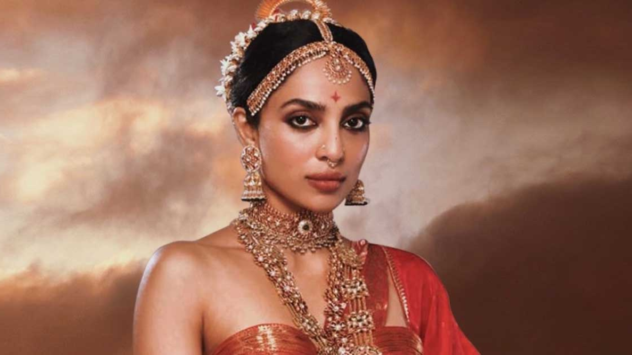 Sobhita Dhulipala