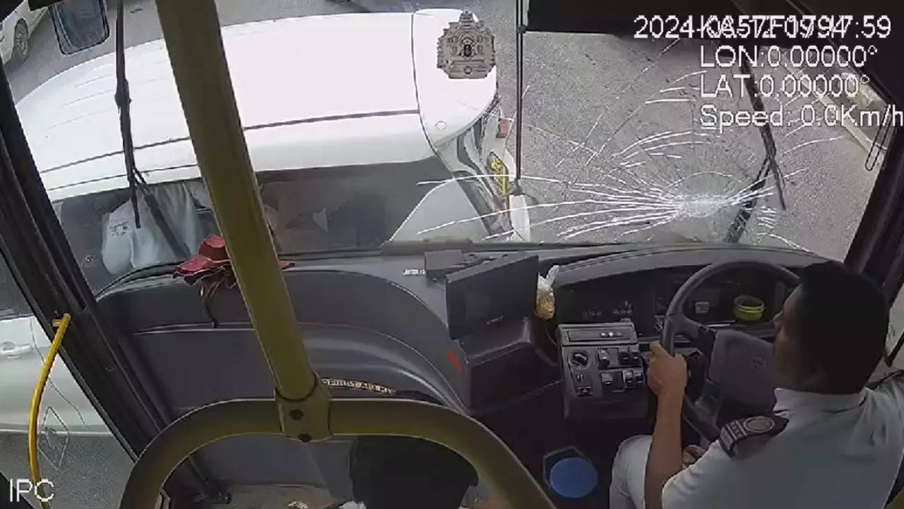 Bus Accident CCTV