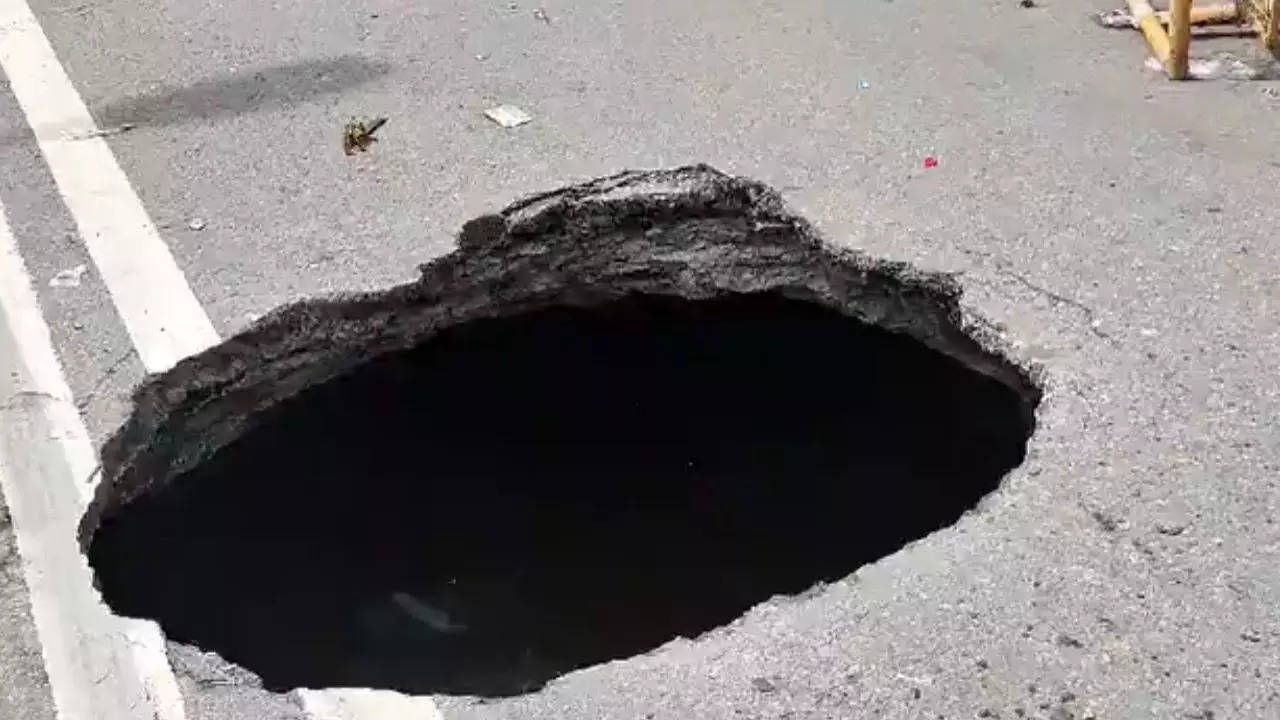 sewer line damage in ghazipur