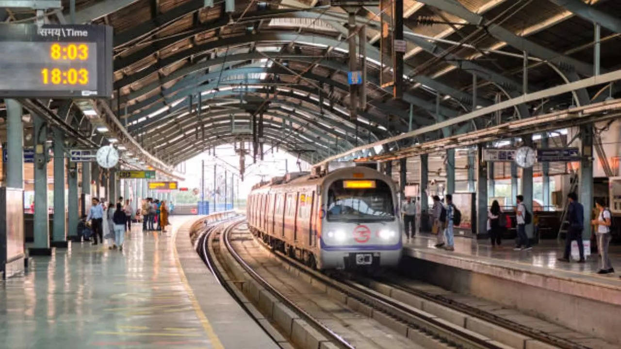 Delhi metro