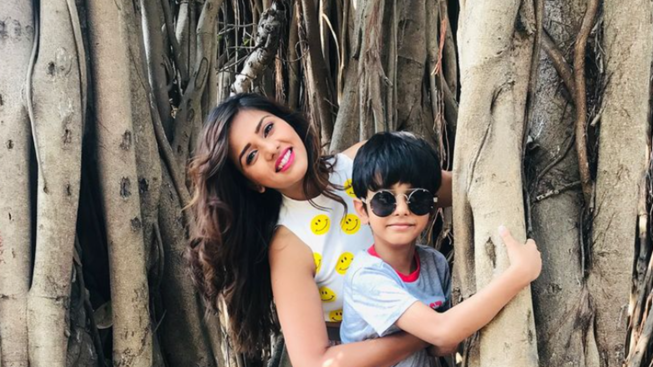 Dalljiet Kaur flies out of mumbai with son