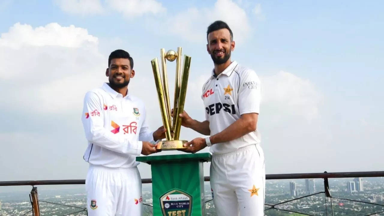 PAK vs BAN Toss, PAK vs BAN Match, PAK vs BAN 1st Test Match toss today, PAK vs BAN 1st Test Match toss koun jeeta, who won the toss today, match toss updates, who won toss today, who win the toss today, who won the toss today live, who won toss today match, who won the toss today 2024, pakistan vs bangladesh Test Match Live Match, pakistan vs bangladesh,