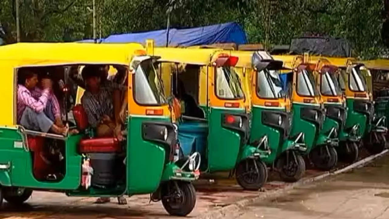 delhi auto strike