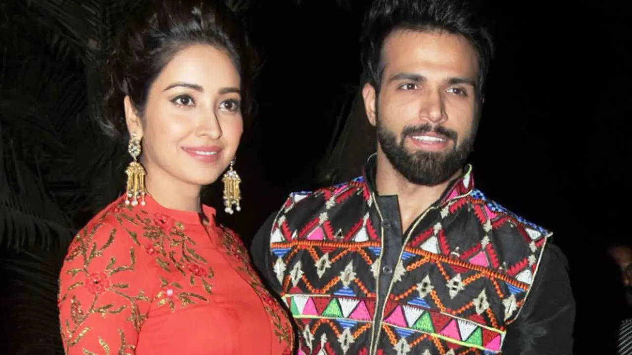 Rithvik Dhanjani Birthday Wish For Asha Negi