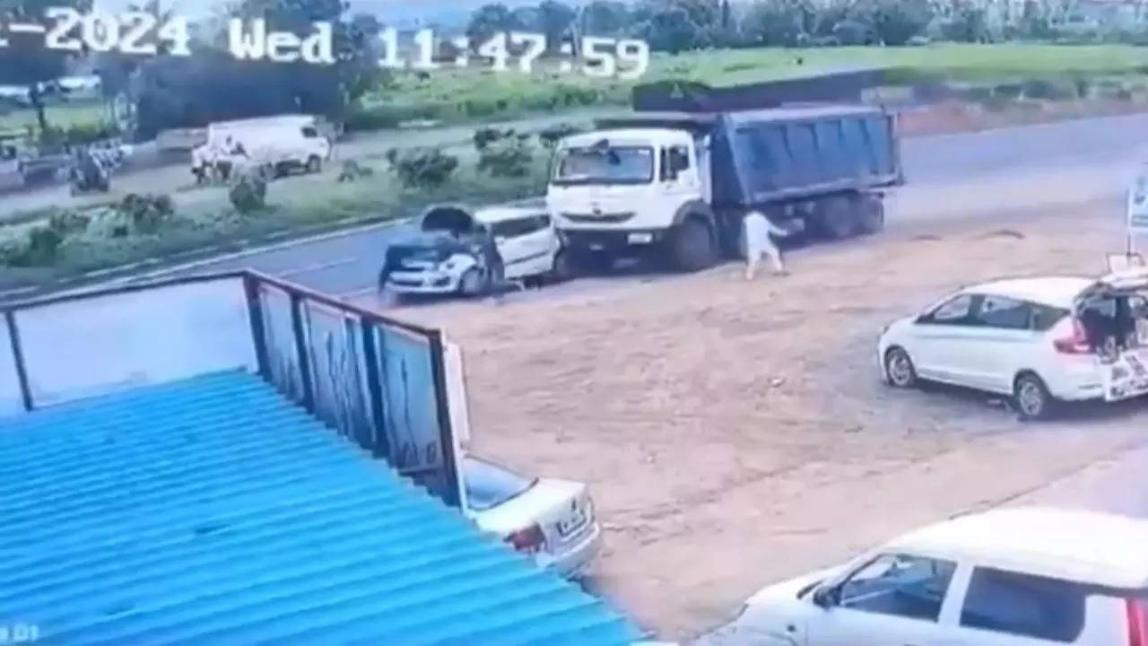 Pune Accident cctv