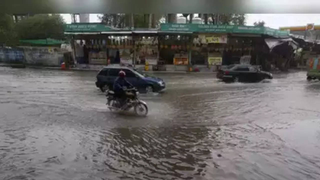 pakistan rain  