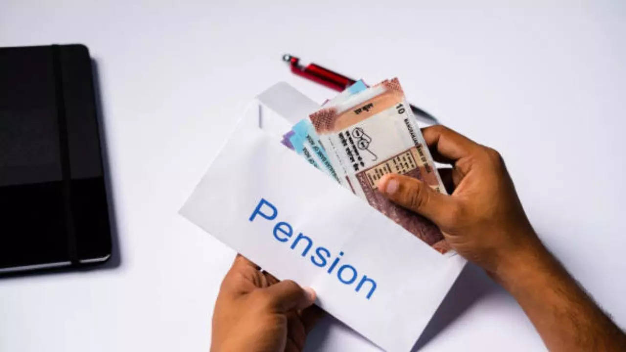 UPS Calculation, Unified Pension Scheme Calculation, UPS Pension when salary is 50 Thousand Rupees