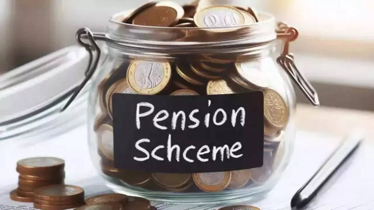 important benefits given under unified pension scheme