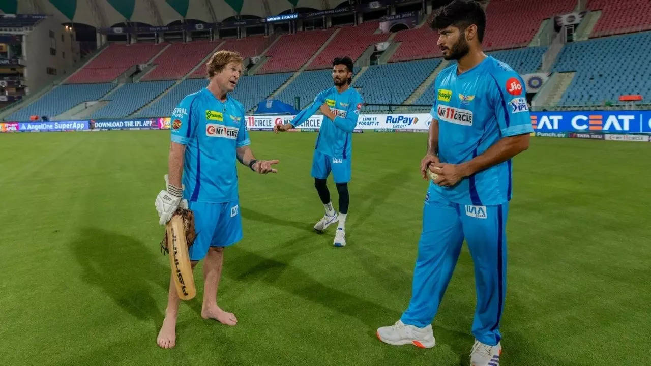 Jonty Rhodes, Jonty Rhodes Statement, Jonty Rhodes Reaction, Jonty Rhodes Records, South African legend Jonty Rhodes, Jonty Rhodes statement about Gautam Gambhir, Indian team head coach Gautam Gambhir, Gautam Gambhir Records, Cricket News in Hindi, Cricket News Hindi, Sports News in Hindi,