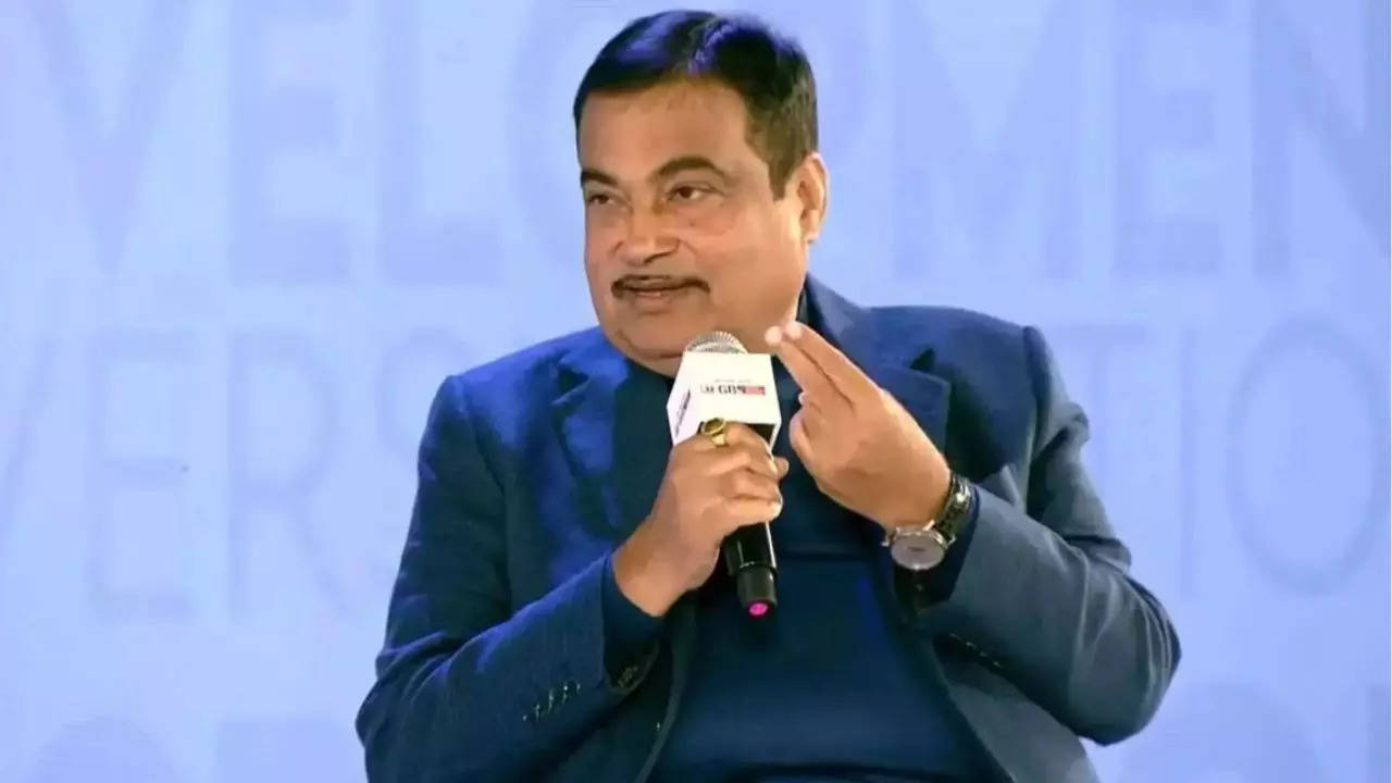 union minister nitin gadkari said these is no need of subsidy for electric vehicles now