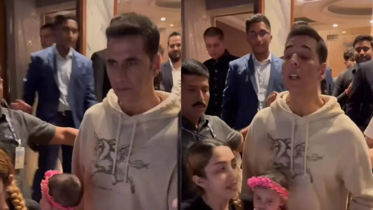 akshay kumar gets uncomfortable when female fan comes too close video viral