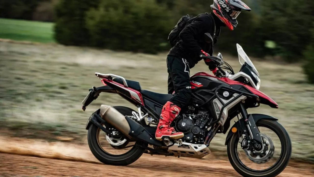 this bike is a himalayan rival know features and launch date