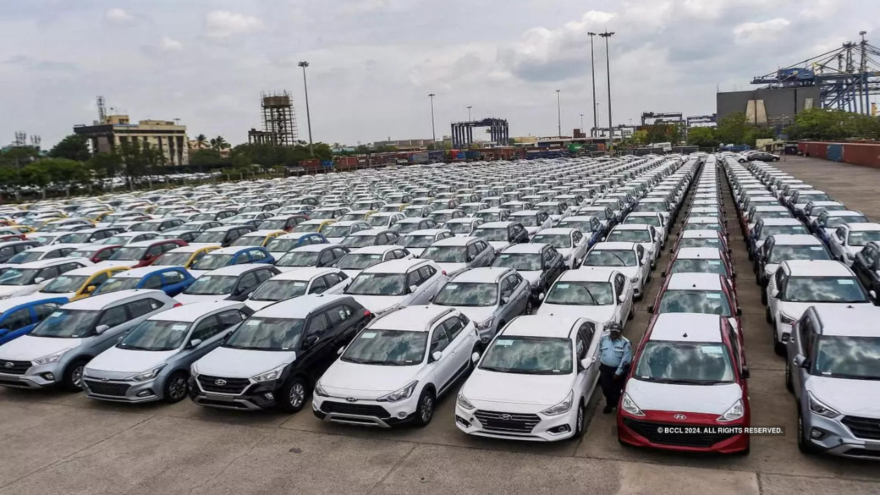 automobile industry crosses 20 lkah crore share in gst reaches 15 percent share