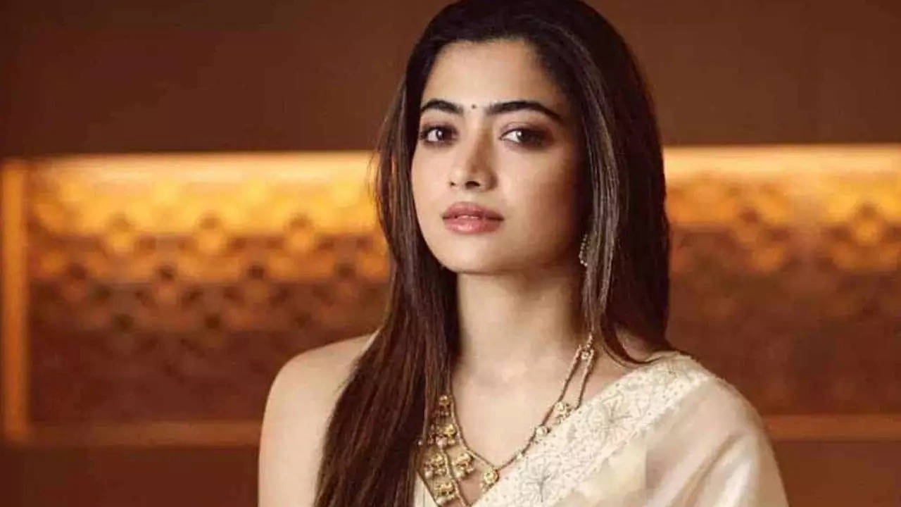 rashmika mandanna meet with accident actress shared her health update