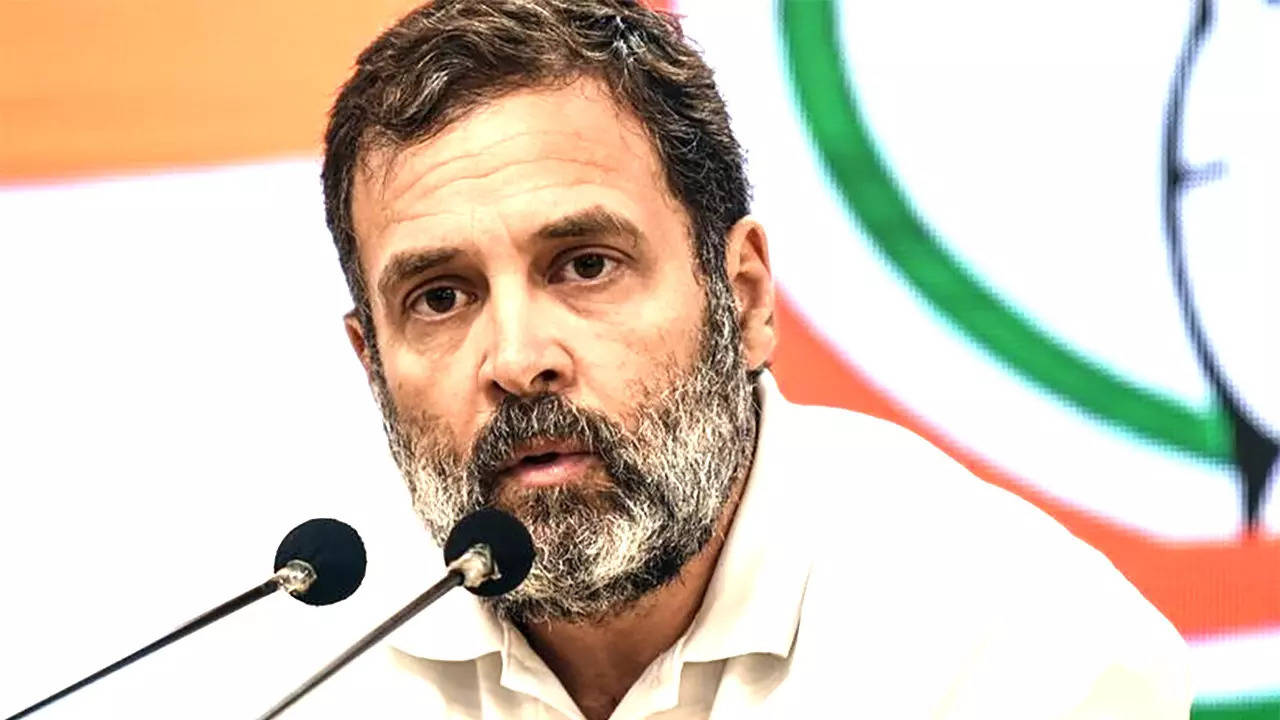 rahul gandhi remark on sikhs in india create row bjp asks remember 1984