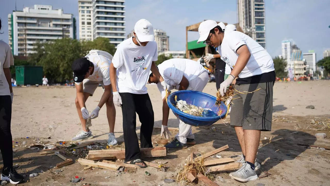 Radio Mirchi Clean Up Drive