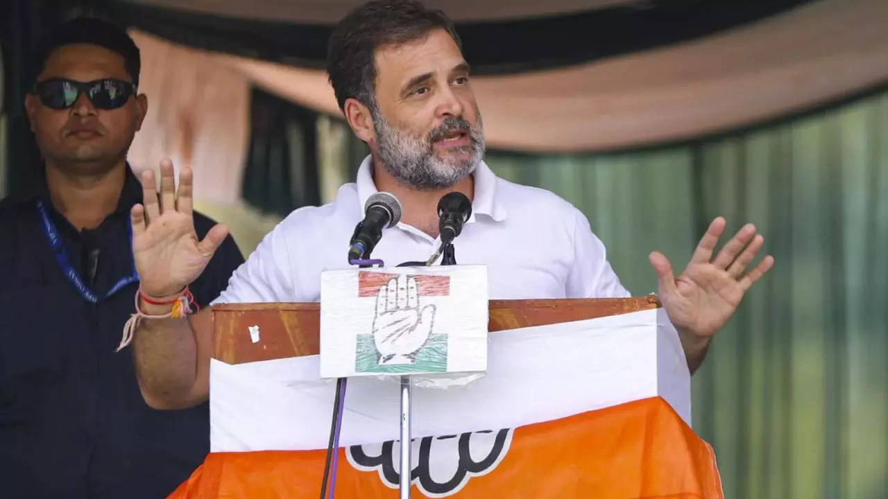 RAHUL GANDHI  in Kashmir Rally