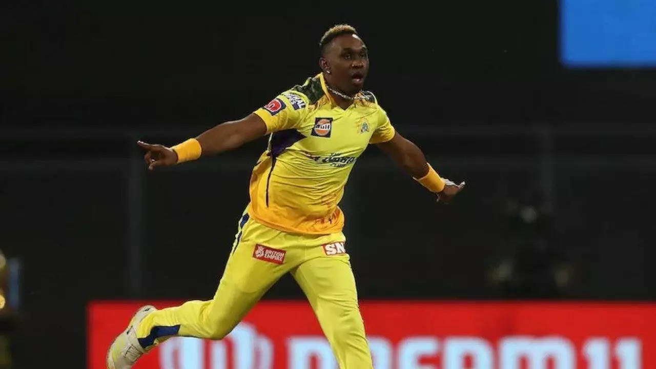 Dwayne Bravo, DJ Bravo, Dwayne Bravo Records, Dwayne Bravo Join KKR, Dwayne Bravo Most Wickets, CSK Legends Dwayne Bravo, Dwayne Bravo KKR As Mentor, CSK Player Dwayne Bravo, Dwayne Bravo KKR as mentor for IPL 2025, IPL 2025, IPL 2025 Mega Auction,