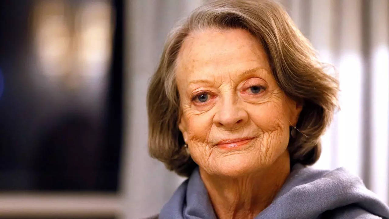 Dame Maggie Smith Dies