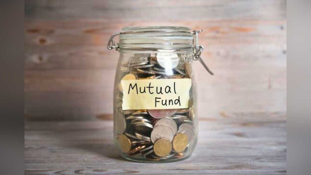 Mutual Fund:छोटे शहर म्युचुअल फंड के नए बादशाह, जानें हर आदमी कितना कर रहा निवेश