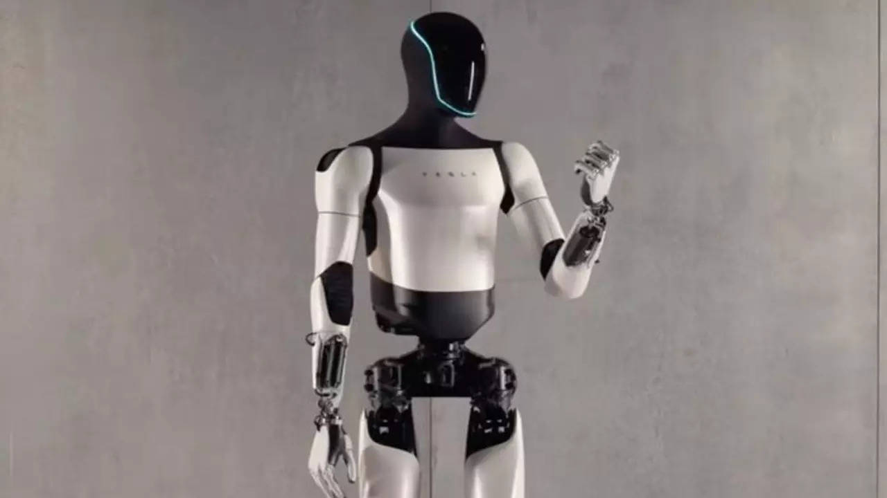 Tesla humanoid Robot Optimus