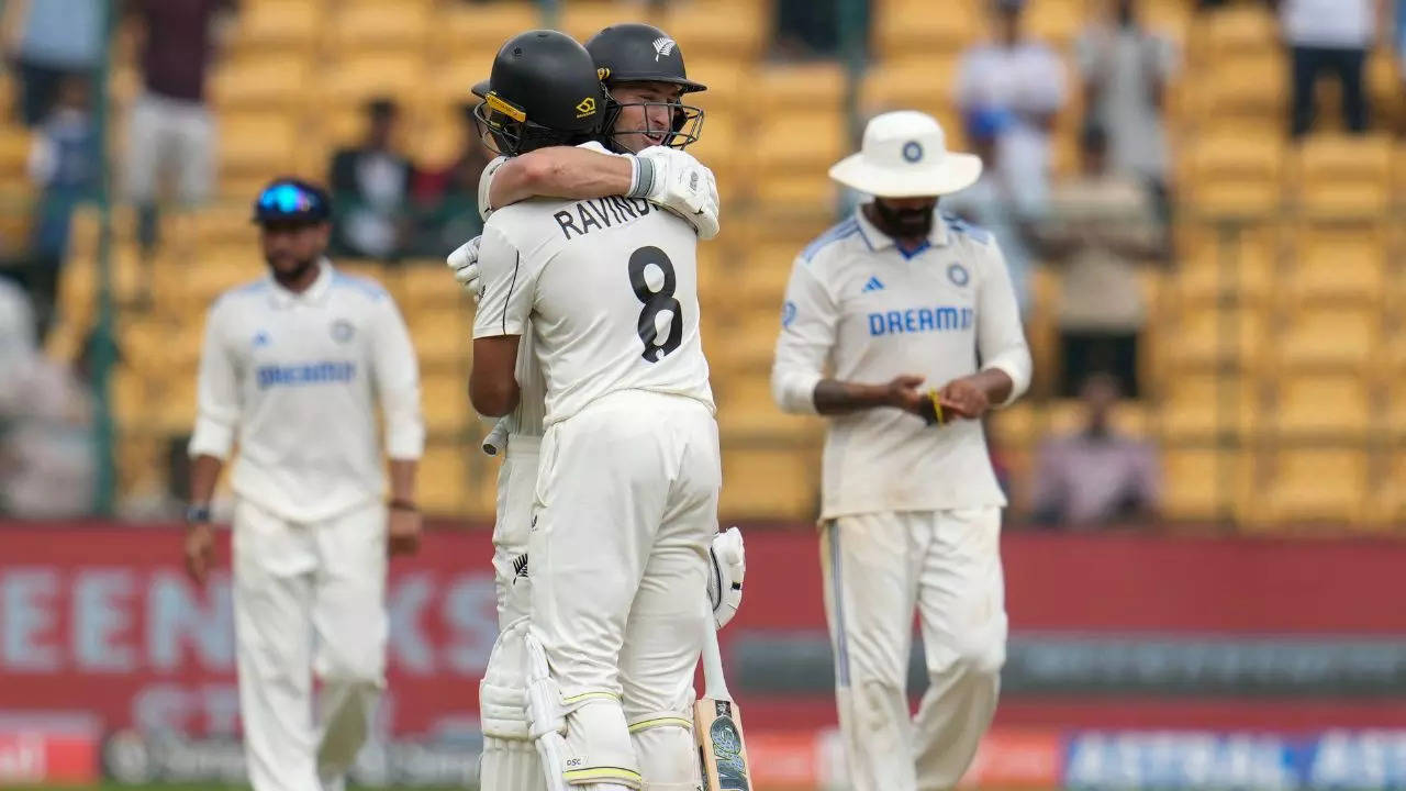 IND vs NZ 1st Test Highlights : भारत आकर 'शेर' बनीं न्यूजीलैंड की टीम, बेंगलुरु में रोहित सेना को किया ढेर