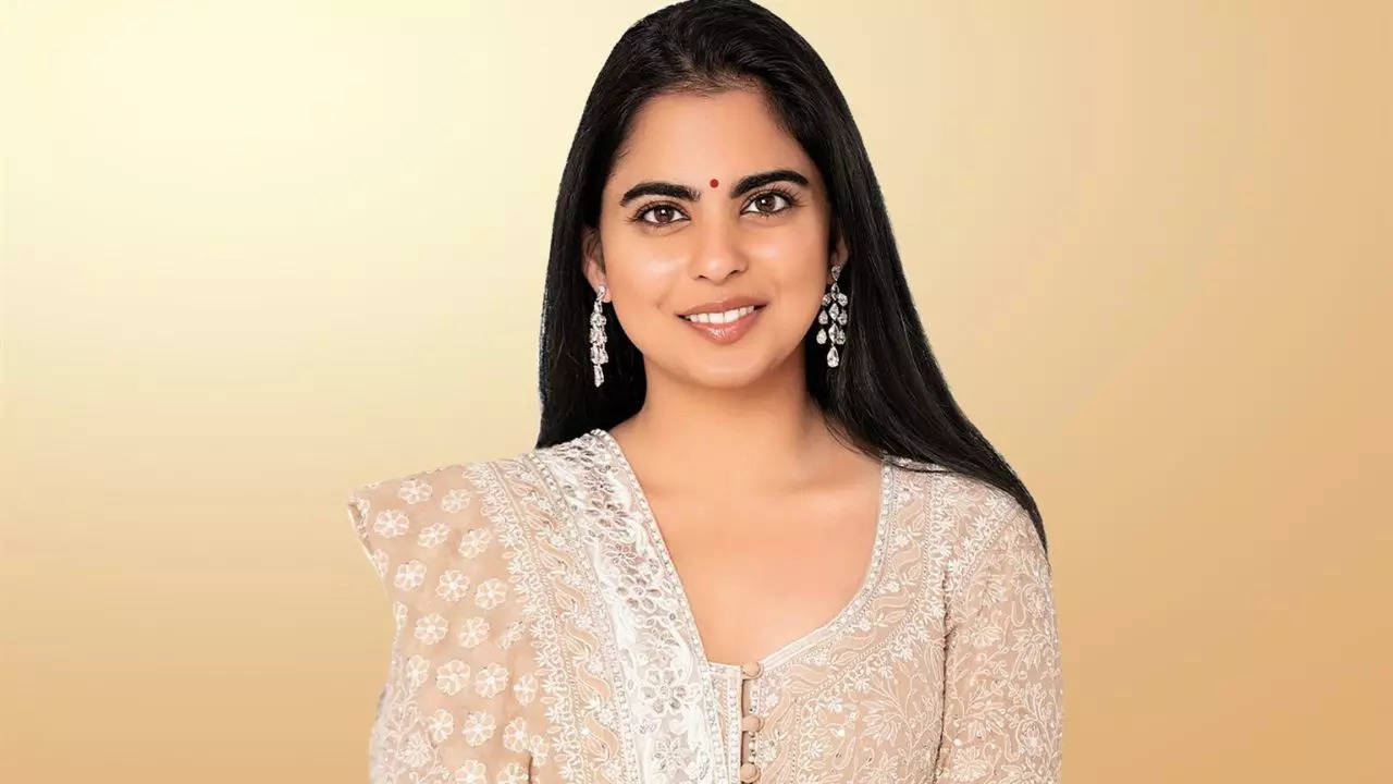 Isha Ambani won Icon of the Year award