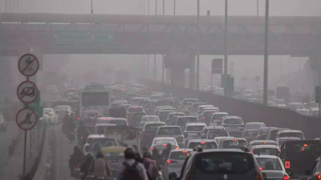 DELHI AIR POLLUTION