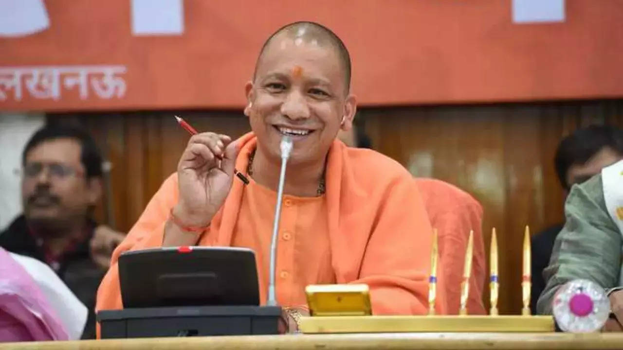 cm yogi (2)