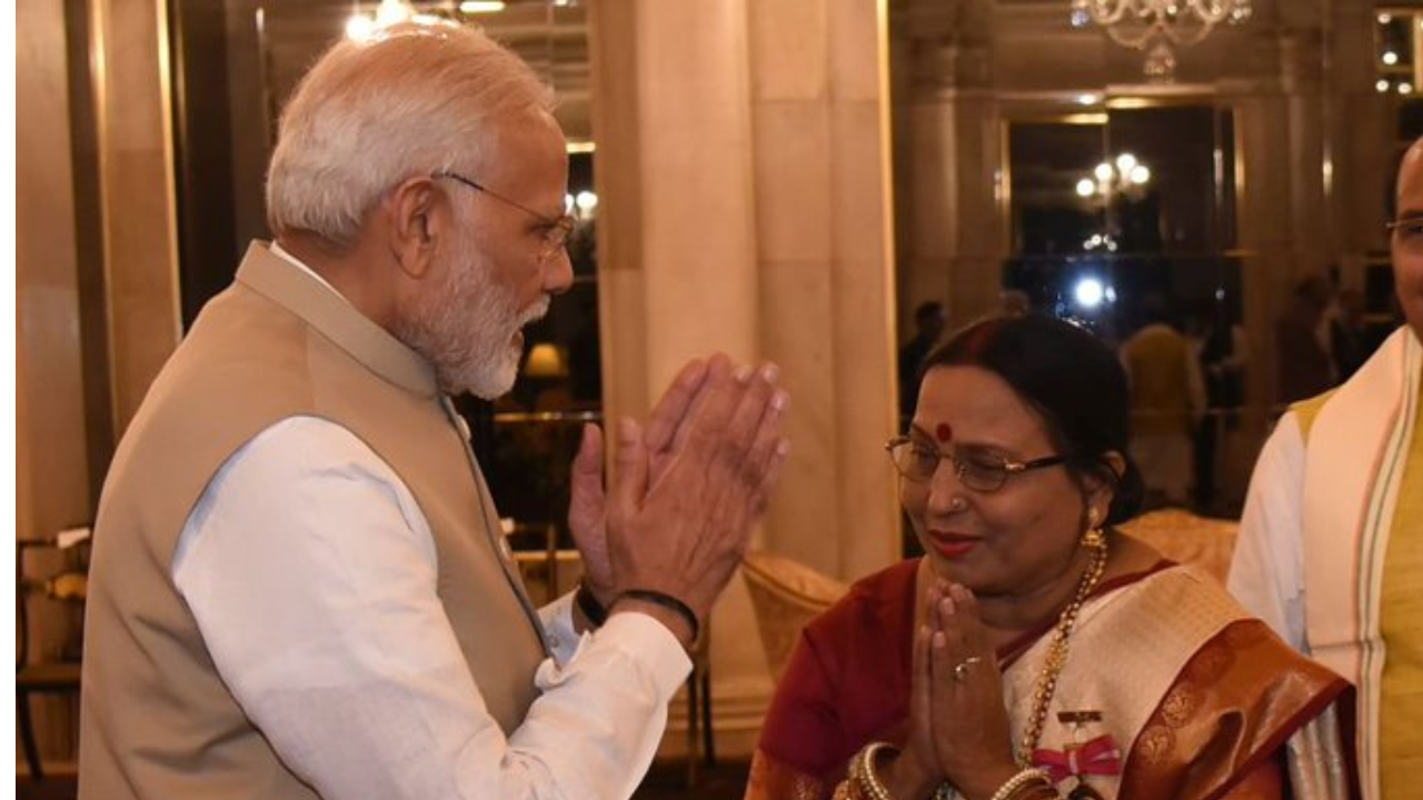 PM Modi and Sharda sinha