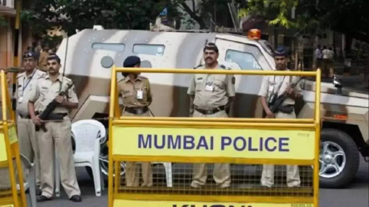 Mumbai में 55 करोड़ रुपये की धोखाधड़ी, बिल्डिंग 'डेवलपर' ने ऐसे लगाया चूना