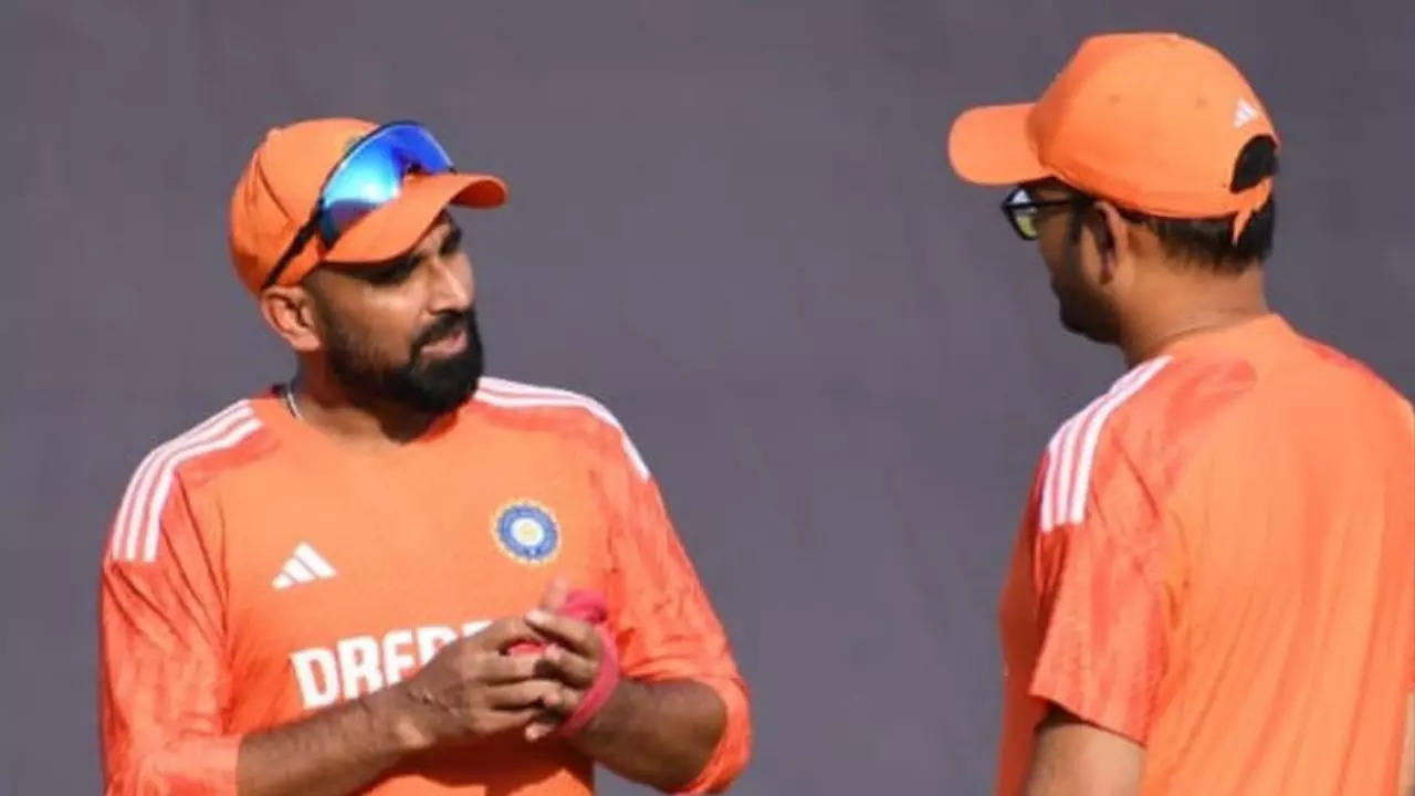 Mohammed Shami, Mohammed Shami May Go to Australia, Mohammed Shami against Australia, Ind vs Aus, India vs Australia, Mohammed Shami Comeback, Mohammed Shami Return, Border Gavaskar Trophy, Border Gavaskar Trophy News, Border Gavaskar Trophy Updates,