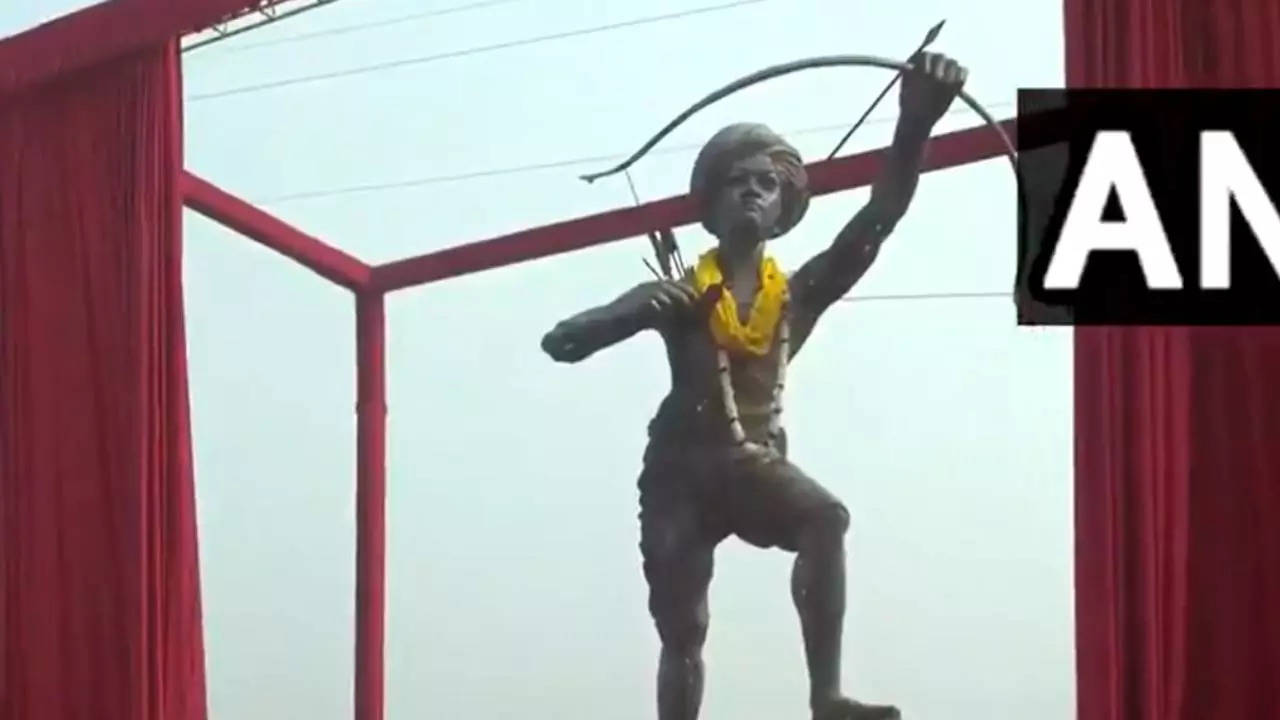 Birsa-Munda Statue Delhi