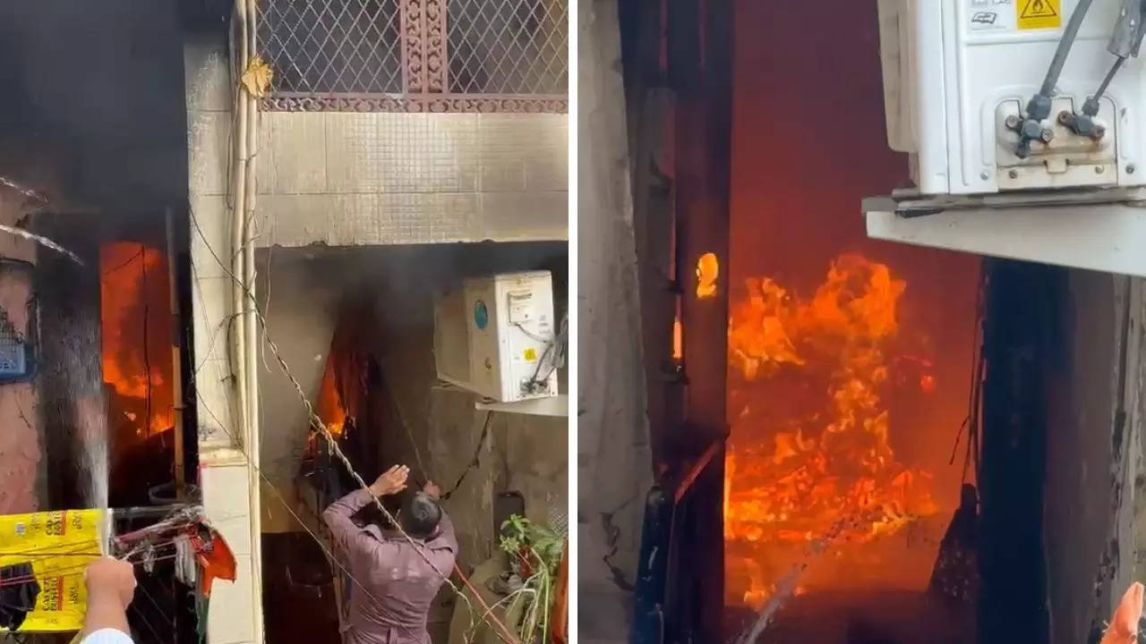 delhi Fire