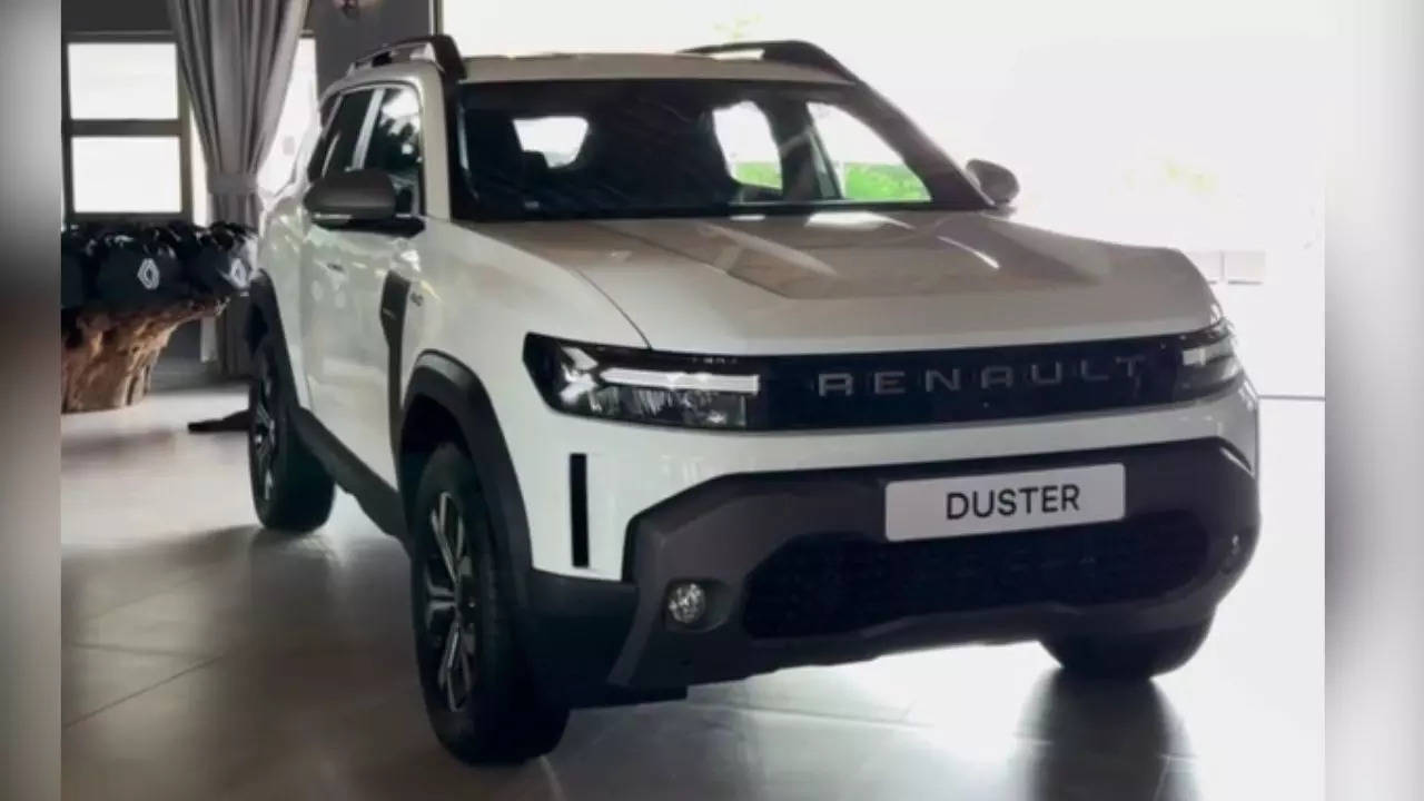 2025 Renault Duster RHD Showcased