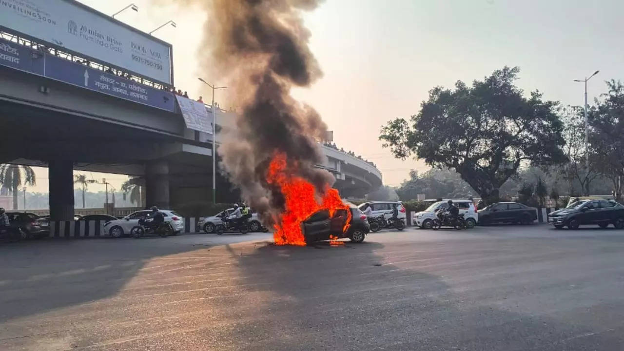 Car catches Fire