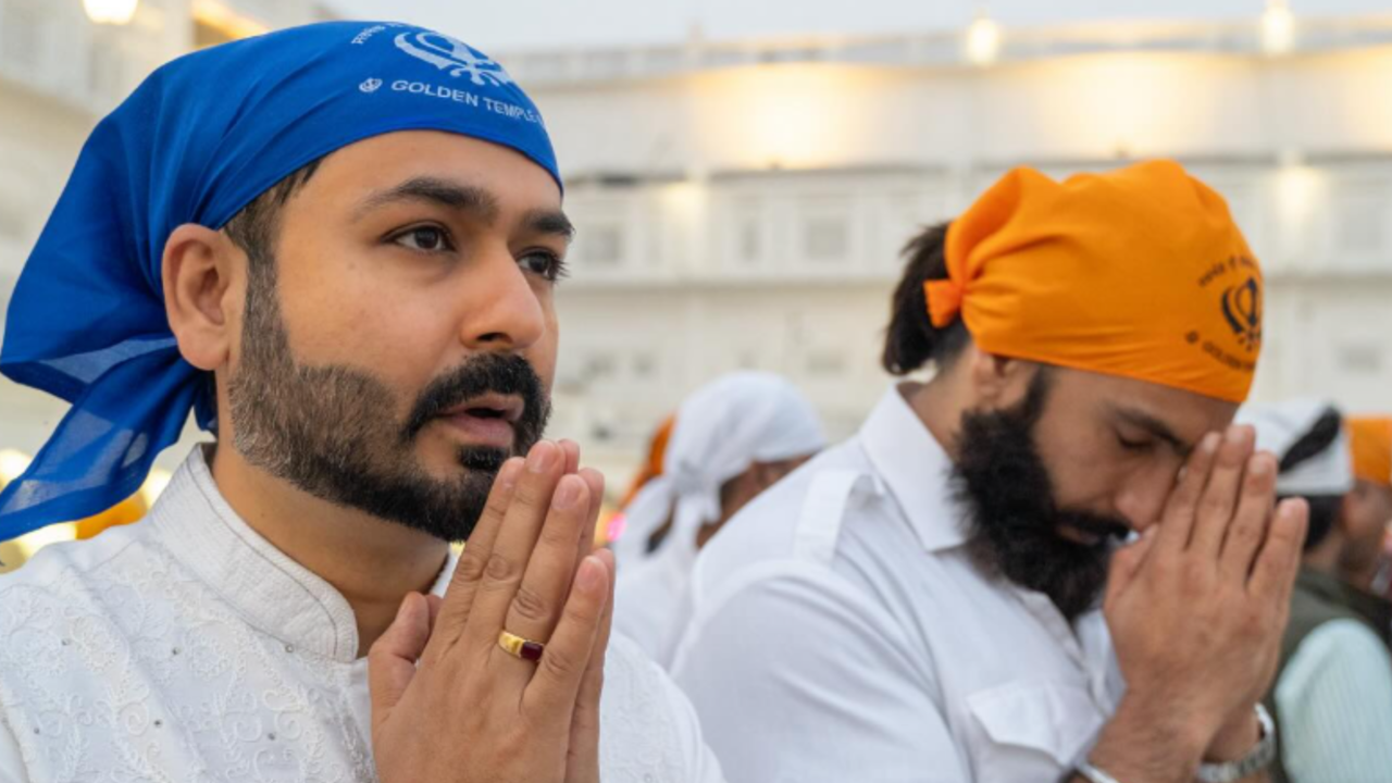 Ranveer Singh Visits Golden Temple With Director Aditya Dhar. Did Duo Just Drop Hint About Untitled Film?