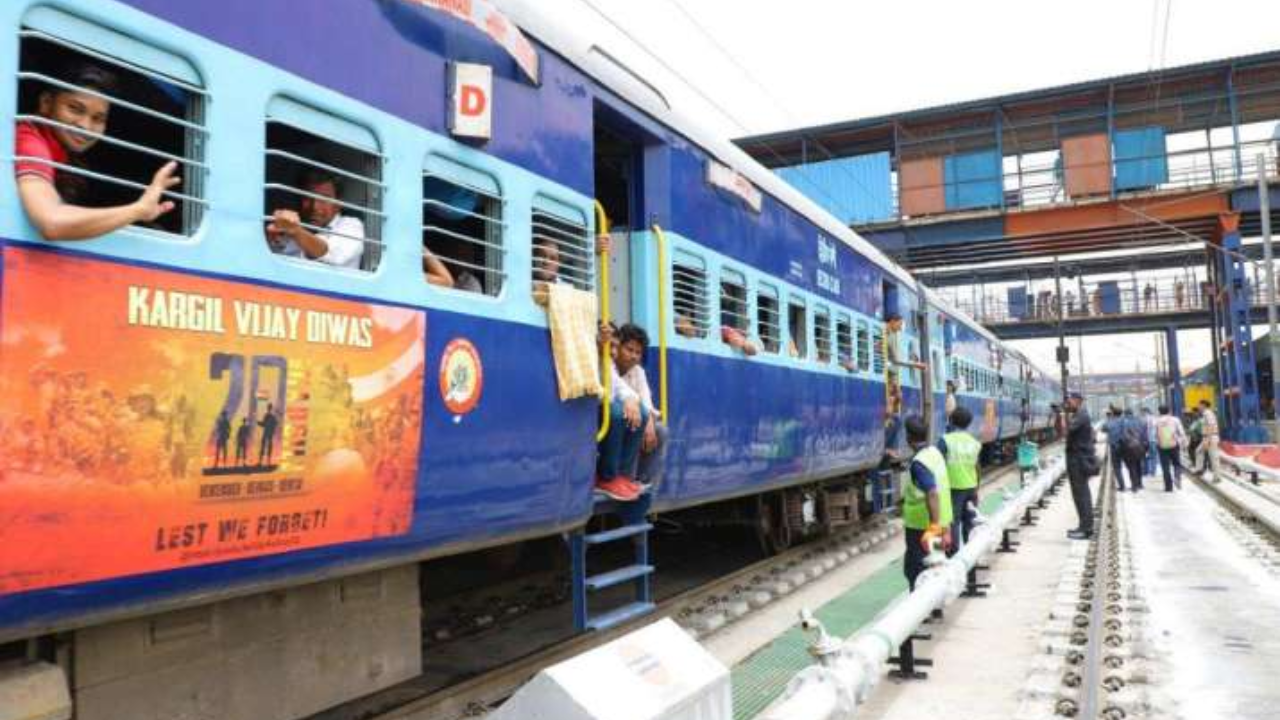 Train kashi