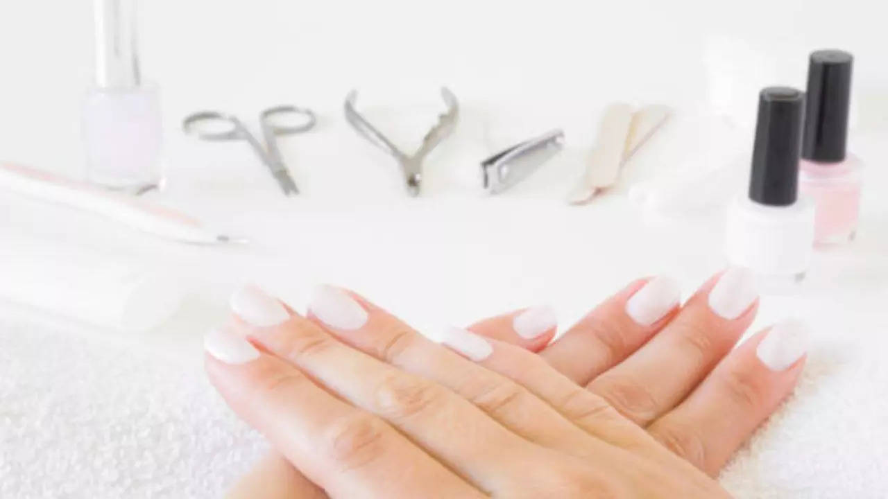 Nails Care In Winter