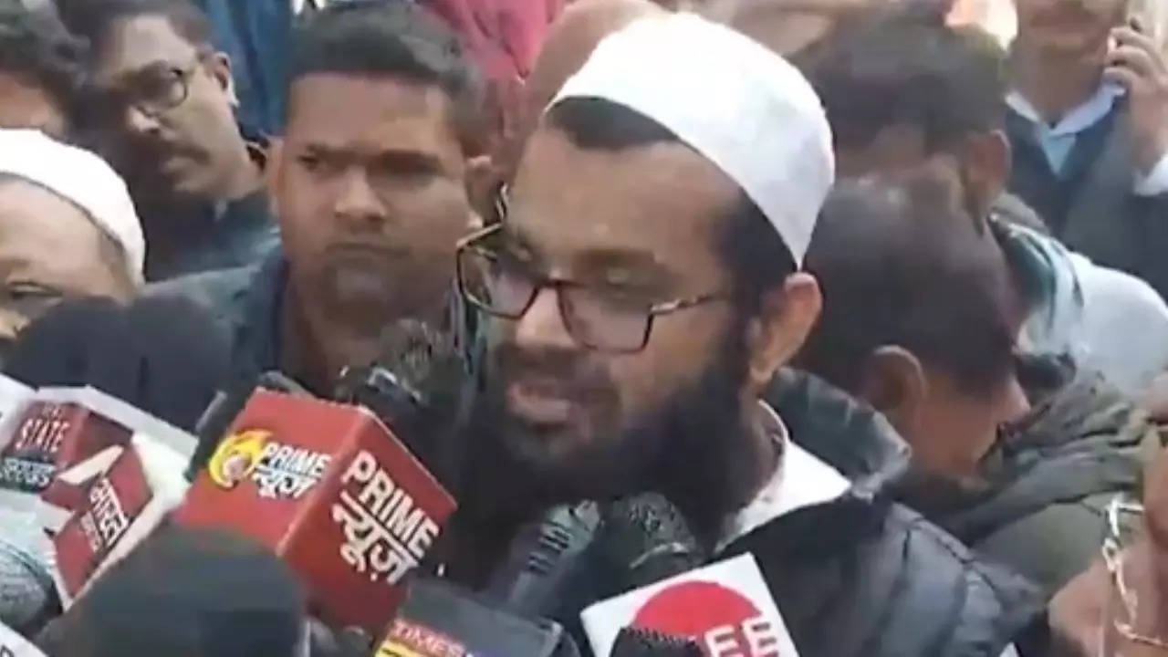 Madrasa Teacher Mufti Khalid