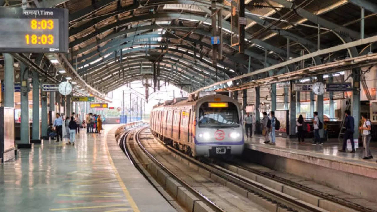 Delhi metro